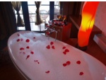 ����� X.O. Hotel ����� � ���������� ��� 