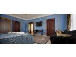 ����� ����������� �������� Blue Marine Junior Suite � 21 ����� �������� � ���������� ����� �����. ��������� ��� � ������ � ������� ���������� ������� ������ ����� ����� ������������ �����������.