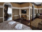 ����� ����������� �������� Arab Junior Suite � 32 �� ����������� ������������ ������, ����������� ������� ���� � �������� ������� � ������ ������� ���� ������ �������� �������.