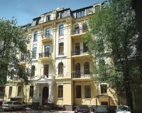 Отель "Senator Apartments City Center"