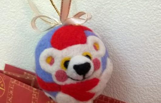 Валяние новогодних шариков